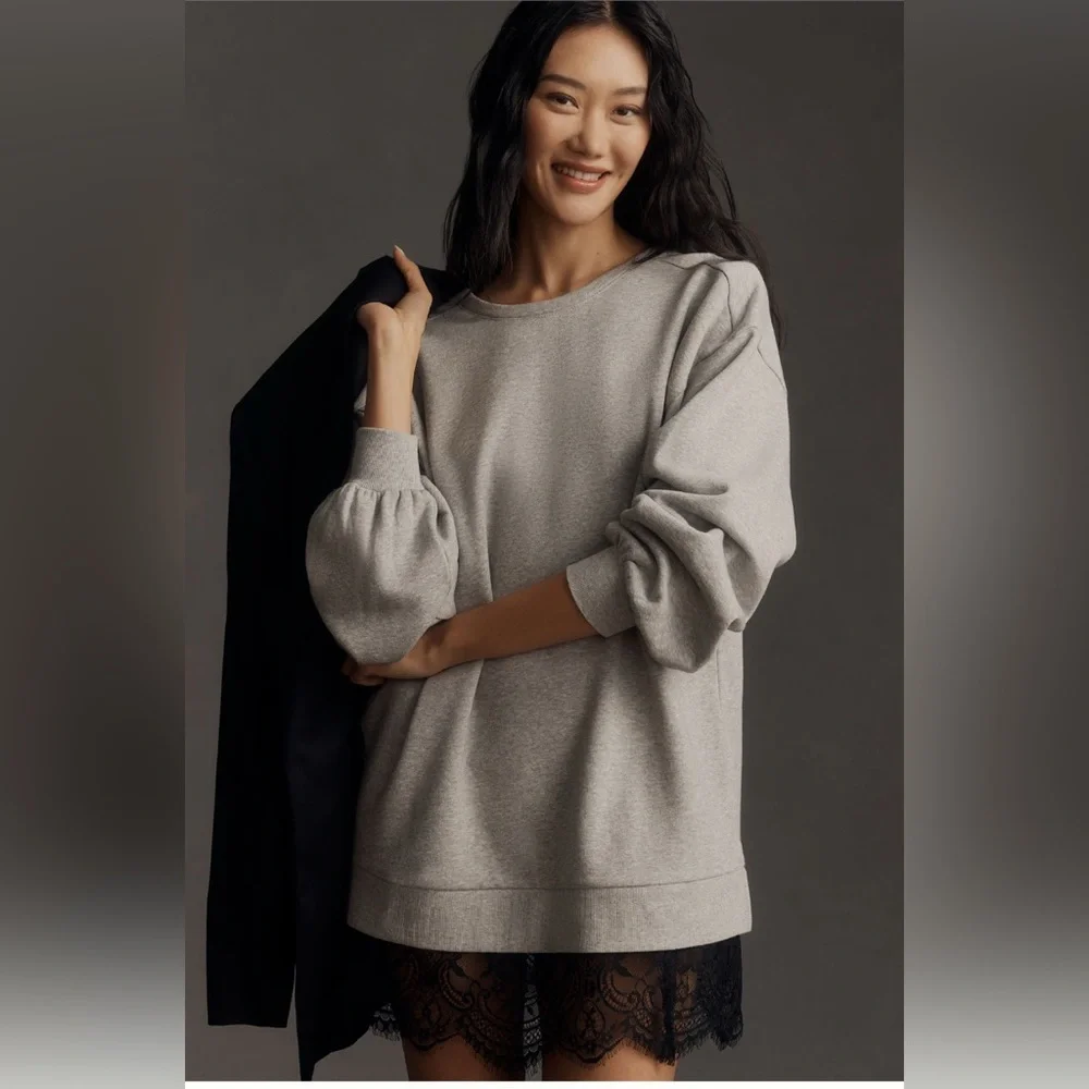 EUC Pilcro Crew Lace Pullover Sweatshirt - size medium - black and gray